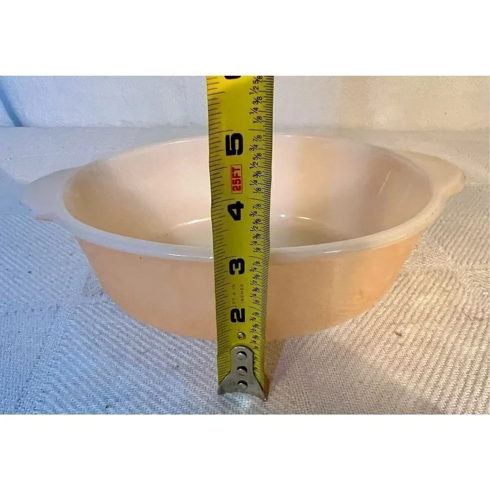 Vintage Pyrex FIRE KING Peach Lusterware 1-1/2 Qt. Casserole Dish #467 READ